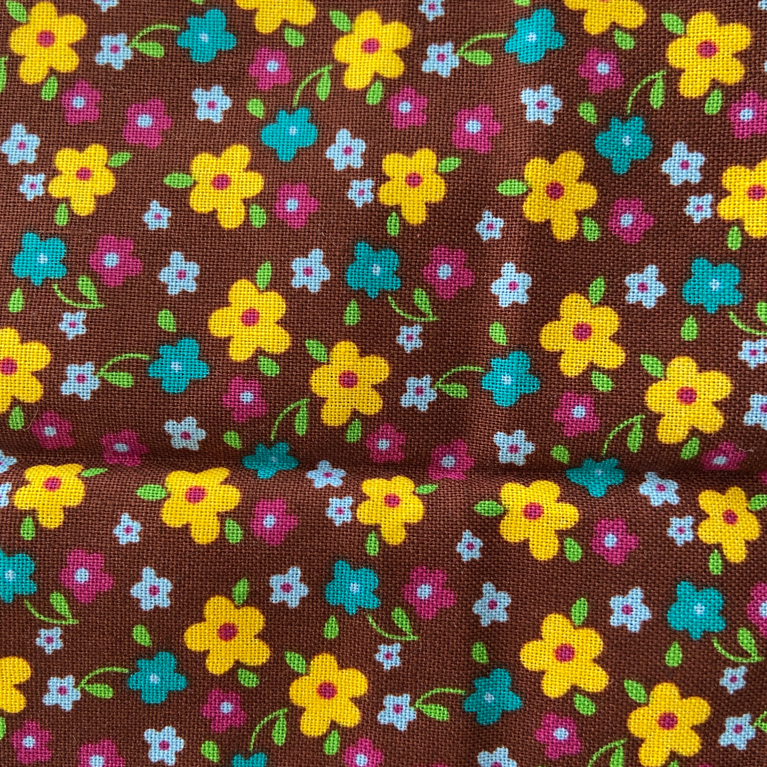 Modern FAT QUARTER High Quality New Cotton Fabric FLORAL Print Quilting