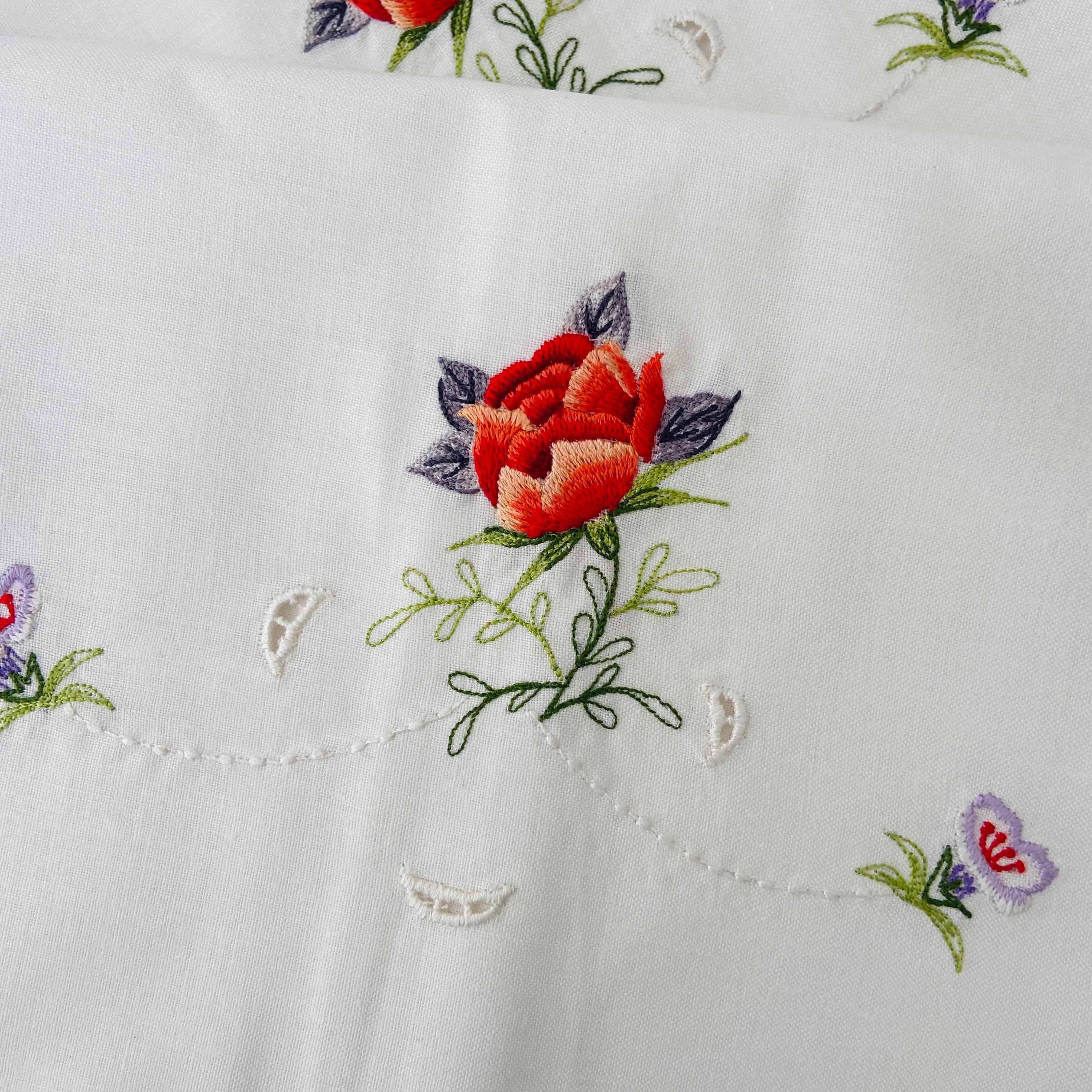 UNUSED Old New Stock Embroidered Pillow Cases RED Rose