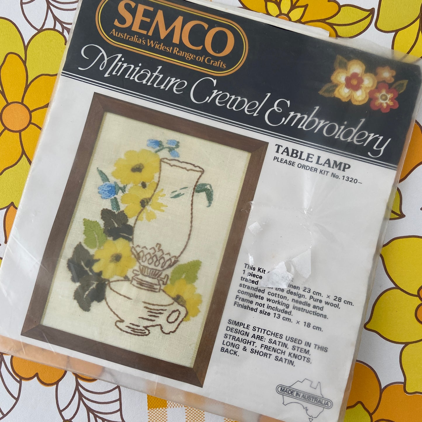 SEMCO Miniature Crewel Embroidery Set