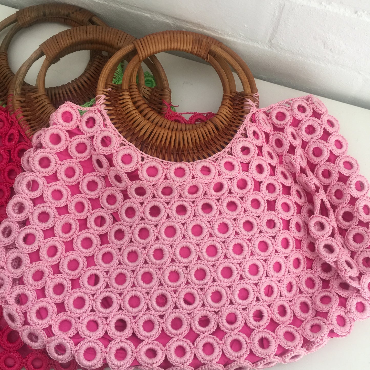 ADORABLE NEW Cute Knitted Bags with Cane Handle Market Day
