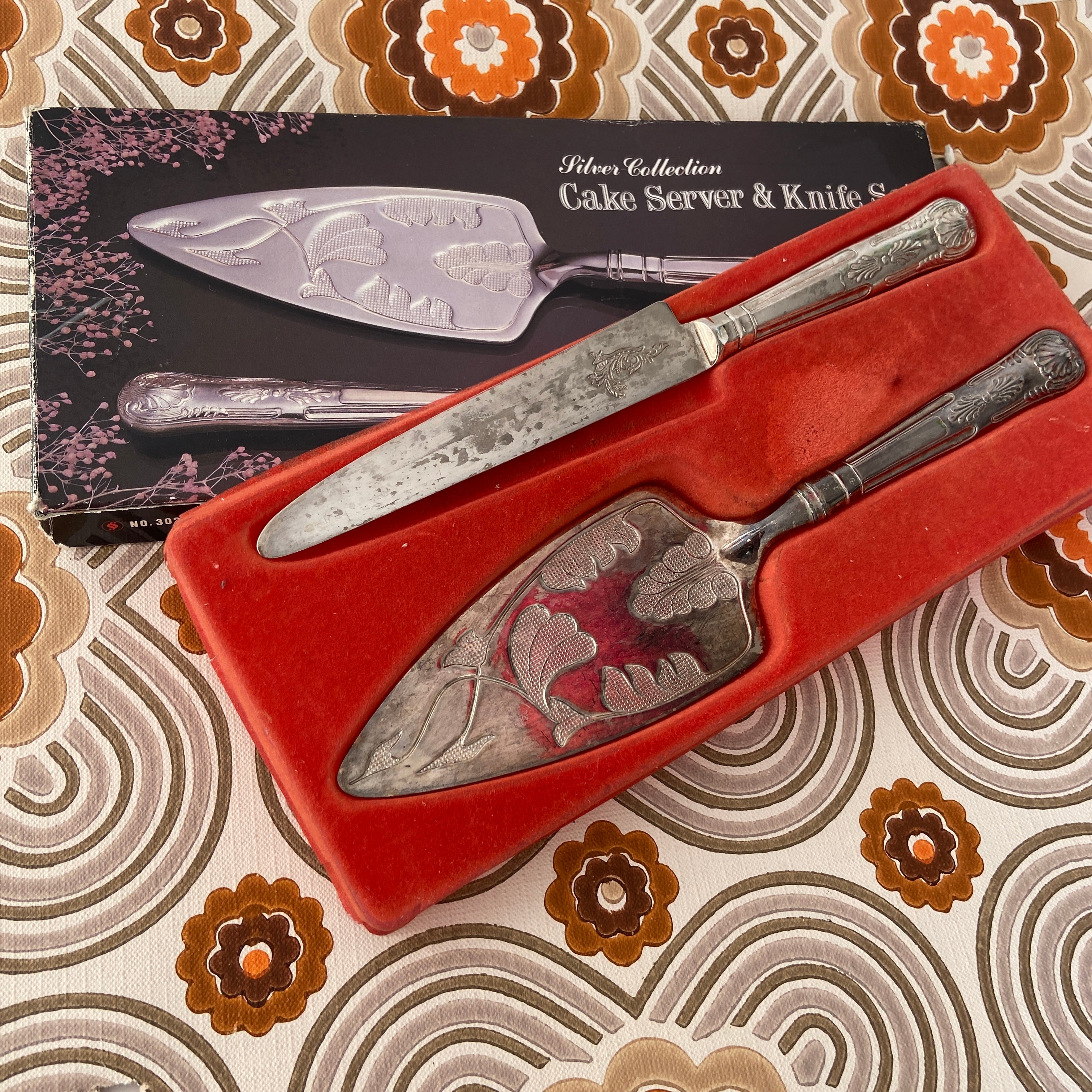 Cake Server & Knife Kit Vintage Boxed