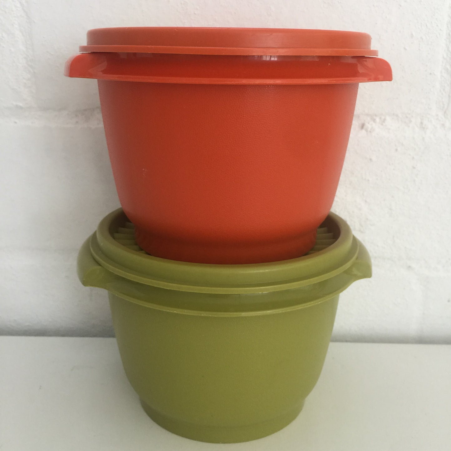 PAIR OF RETRO TUPPERWARE CONTAINERS Lovely Set Kitchen