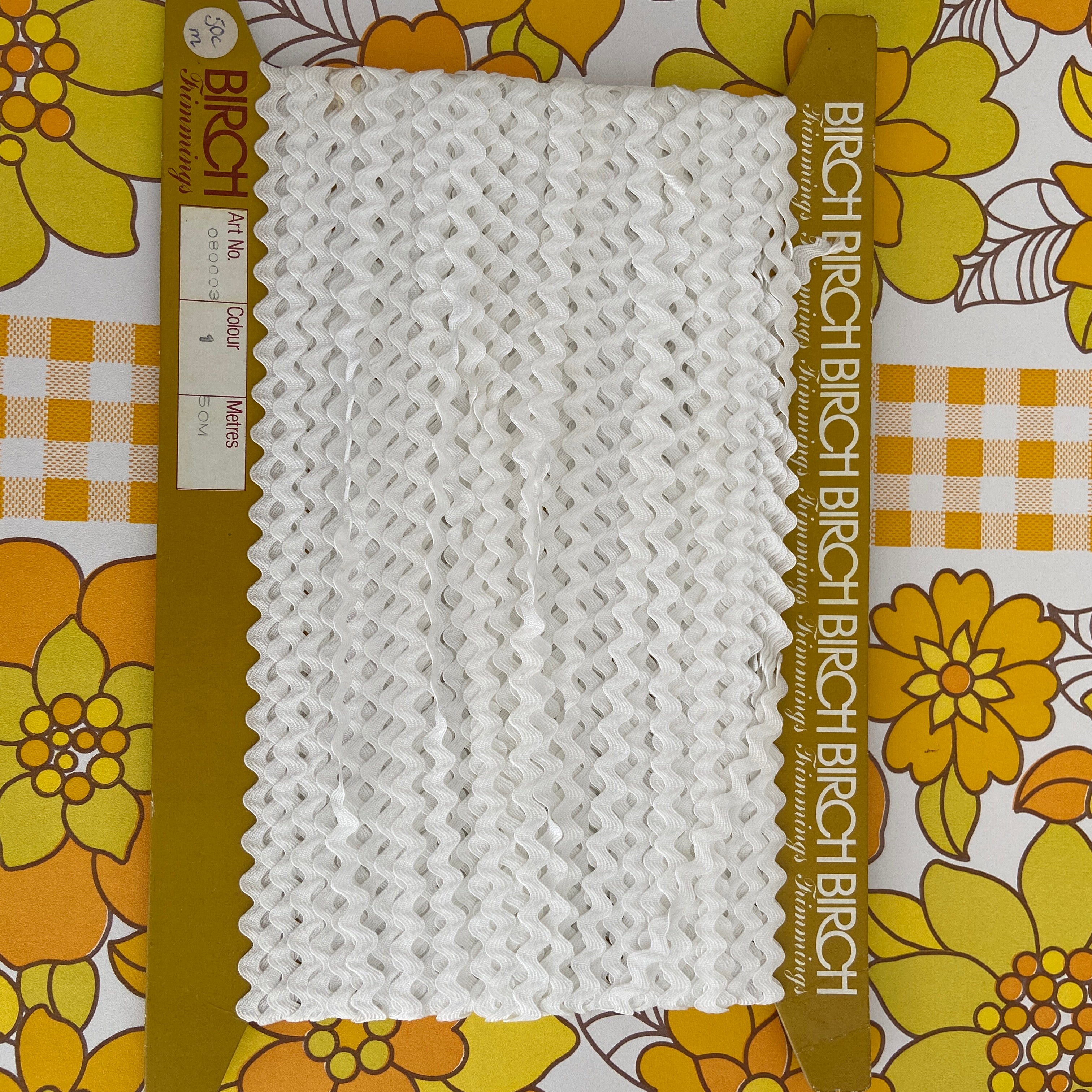 BIRCH Vintage Roll RIC RAC White Craft Sewing