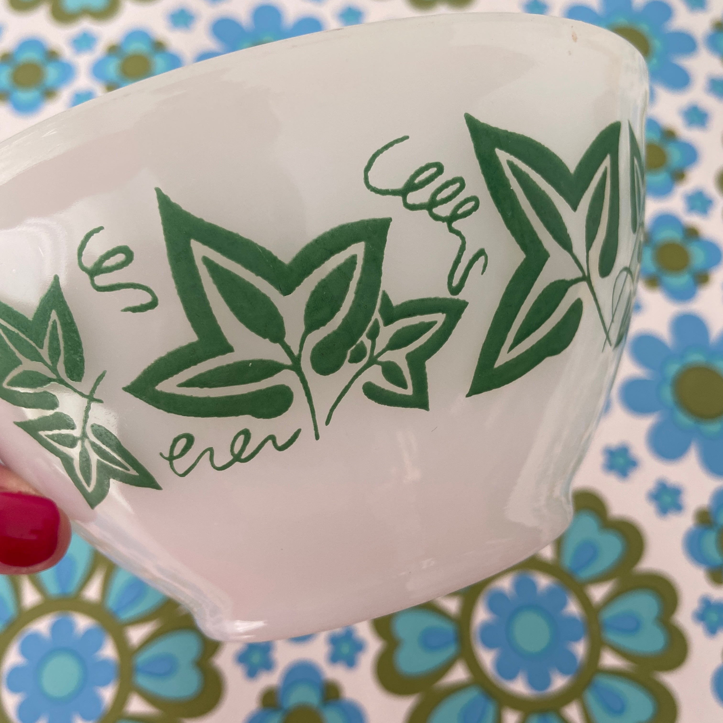 Green Leaf Mixing Bowl RETRO Vintage