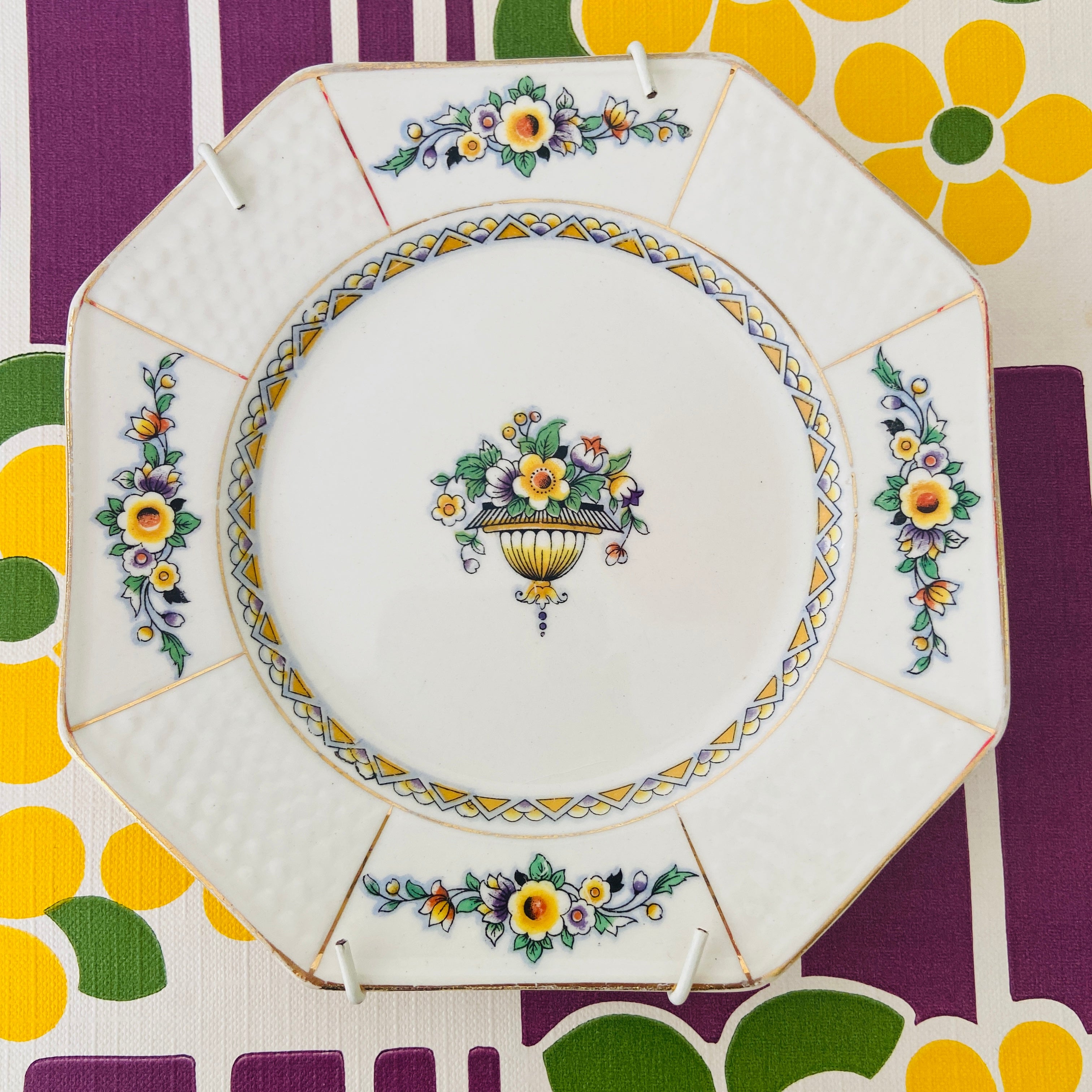 ROYAL WINTON Display Vintage Plate FLORAL Ready to Hang