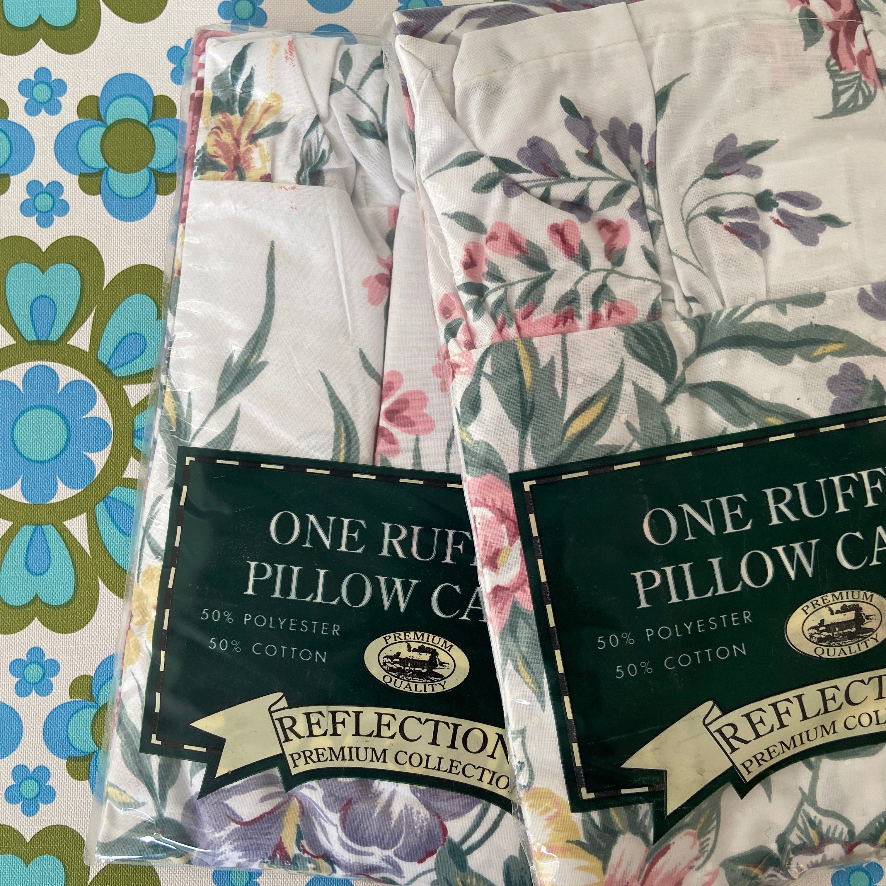 PAIR of FLORAL Pillow Cases RUFFLED Standard