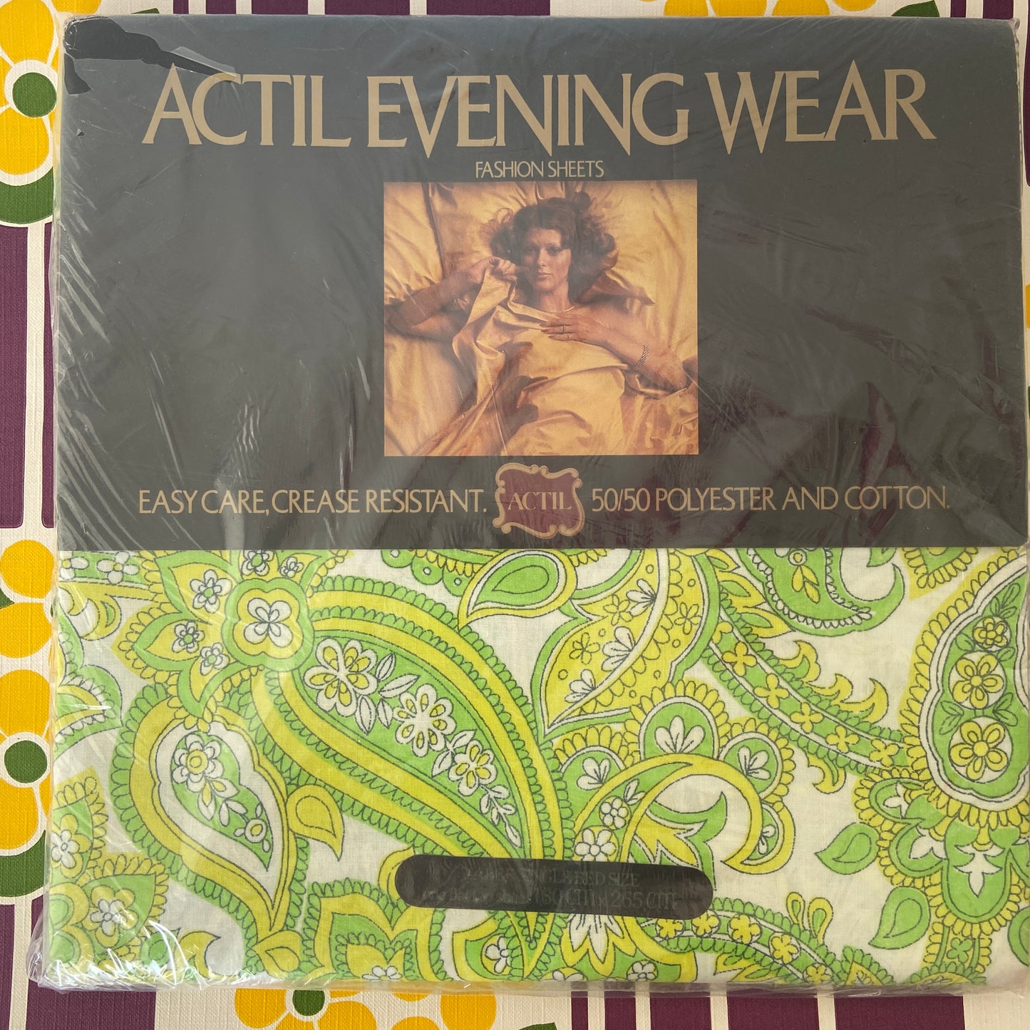 ACTIL Retro Cotton SHEET Fabric Green Paisley Print