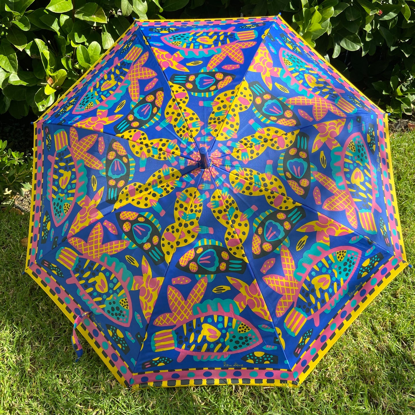 Fabulous RARE Vintage 80s KEN DONE Aussie PRINT Colourful NYLON Umbrella