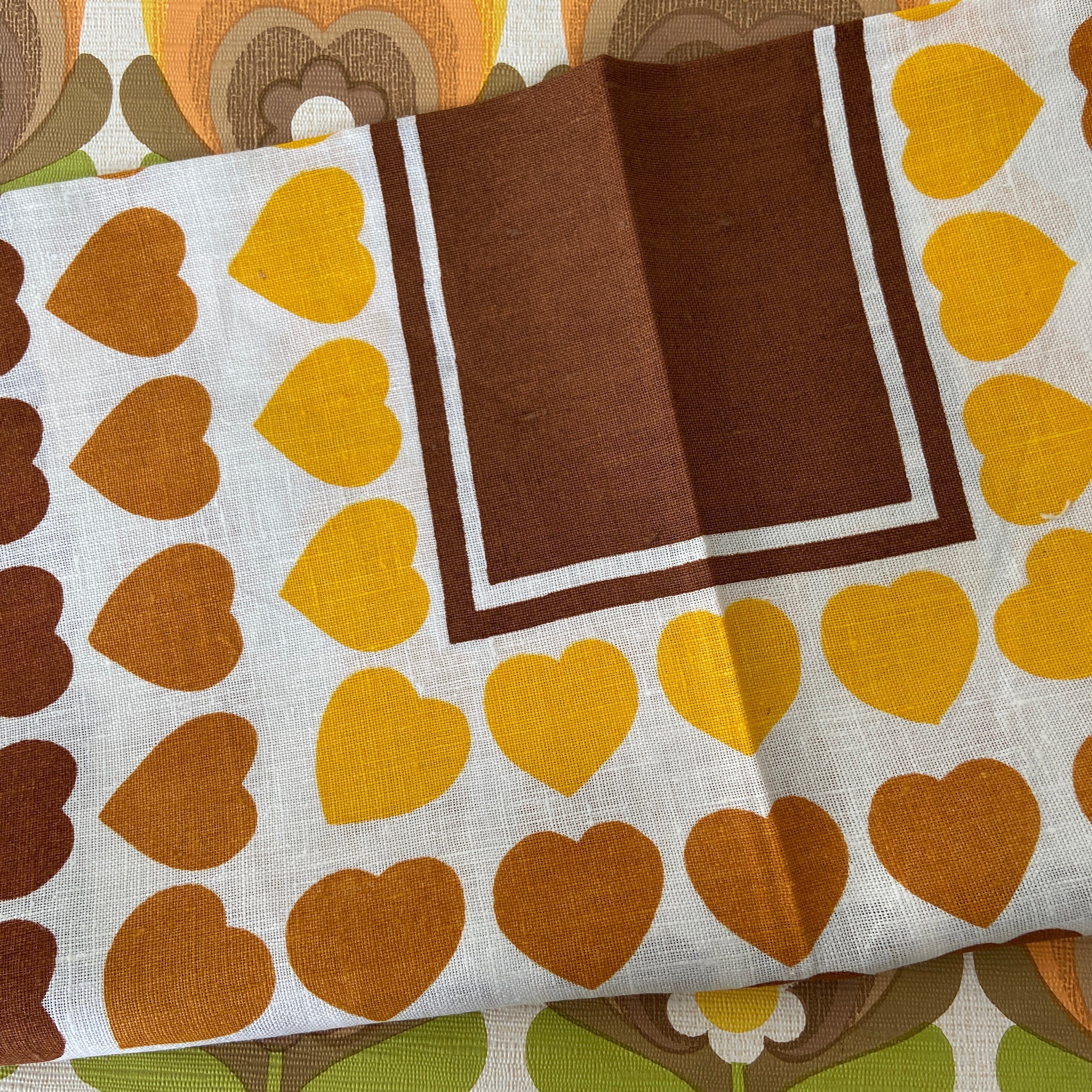 Vintage UNUSED Brown Hearts Tea Towel