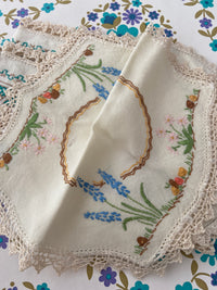 Vintage Doily Lot Embroidery Linen