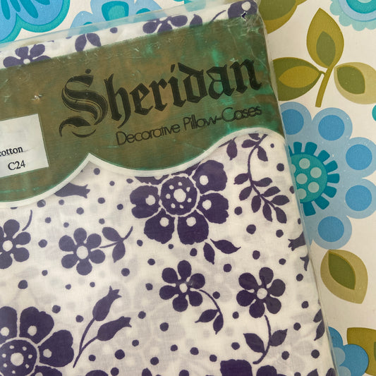 AMAZING Pair Sheridan Retro Vintage UNUSED in PACK Pillow CASE Purple