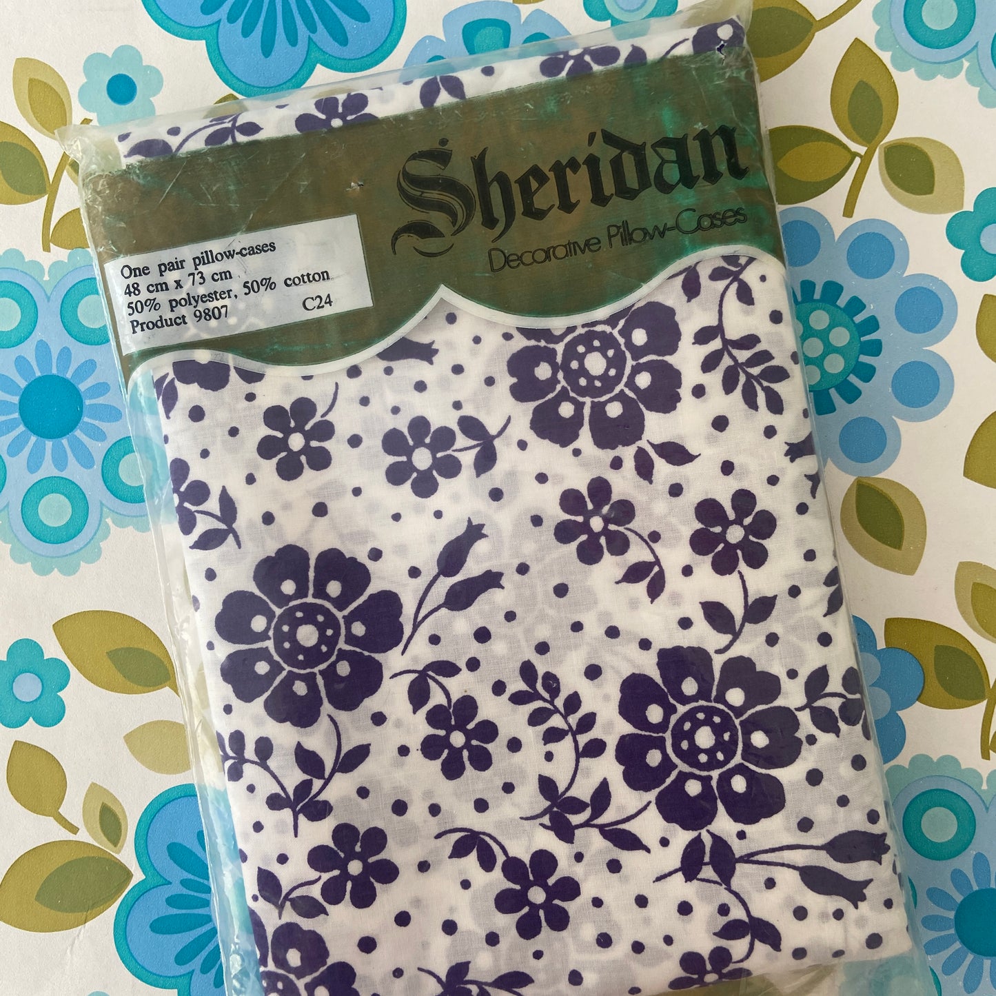 AMAZING Pair Sheridan Retro Vintage UNUSED in PACK Pillow CASE Purple
