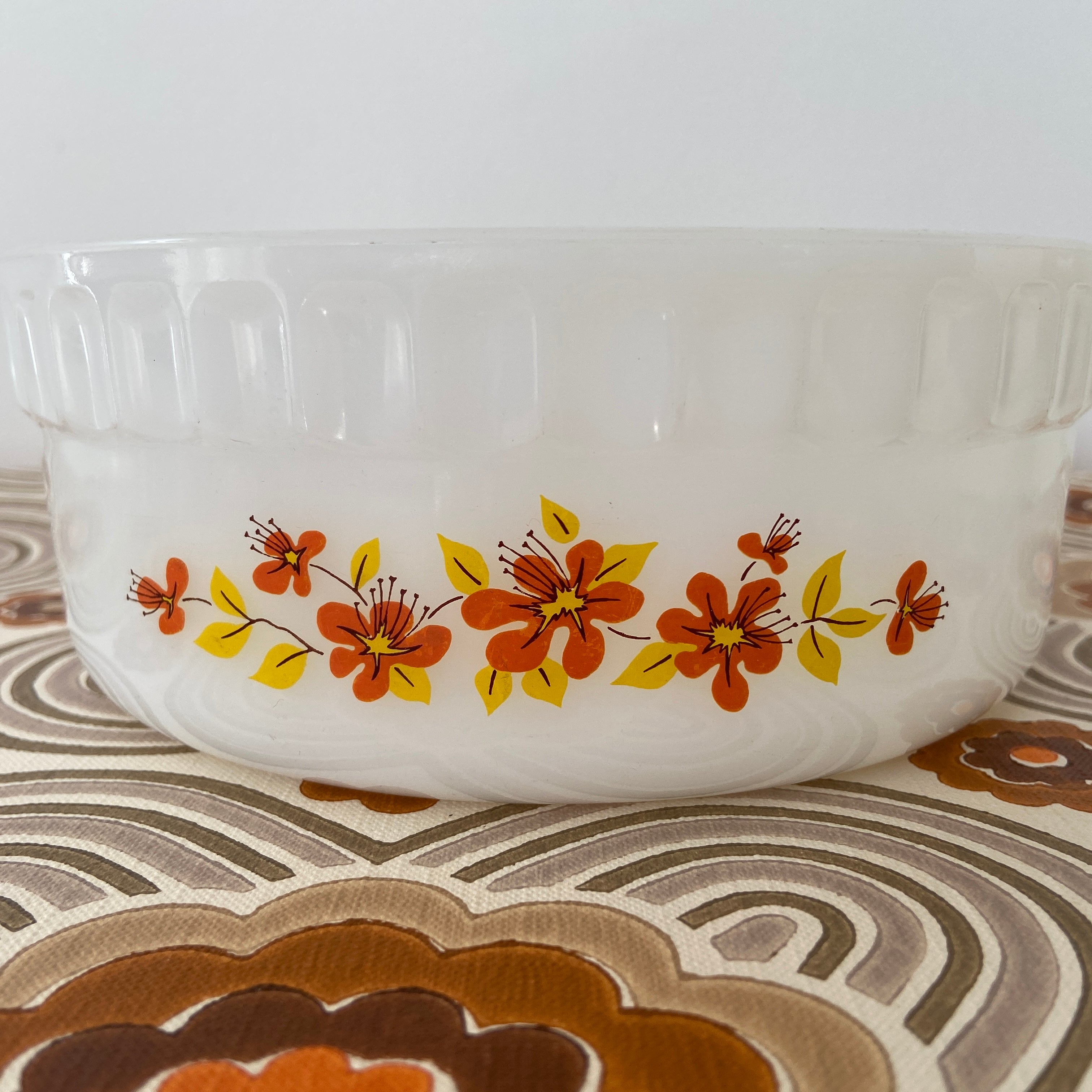 Cute Floral Crown Ovenware Casserole Dish VINTAGE