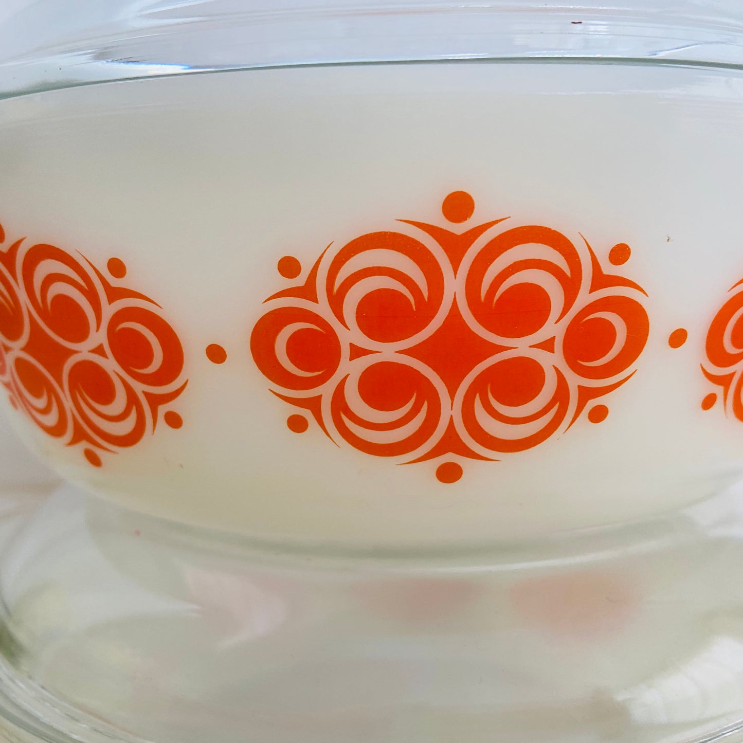 Vintage AGEE Pyrex Orange GEOMETRIC Swirl pattern round casserole