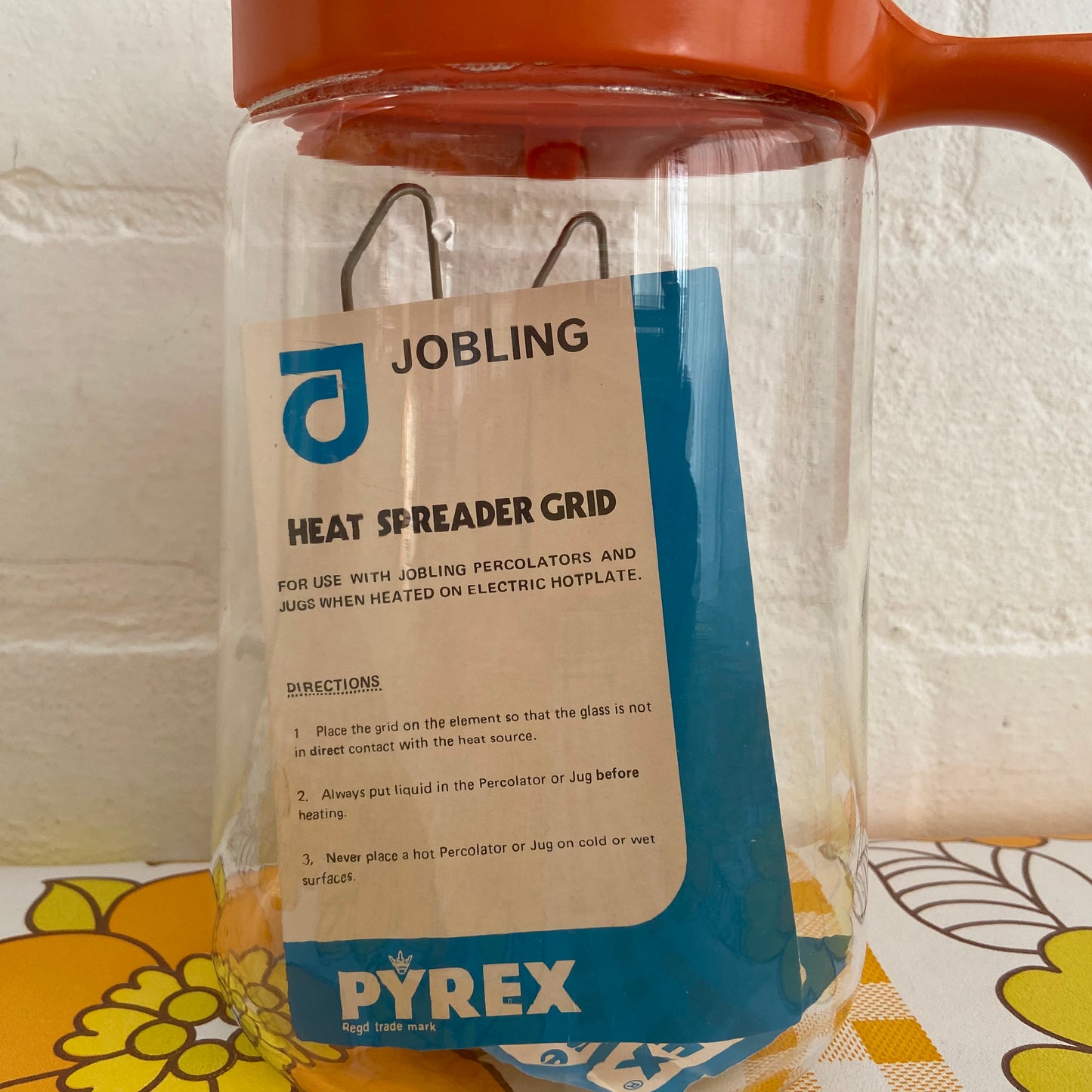 Pyrex Heat JUG UNUSED Retro Orange GLASS Camping Caravan