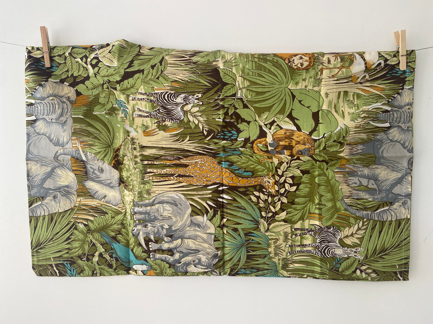 New Old Stock Cotton RETRO Pillow Case JUNGLE