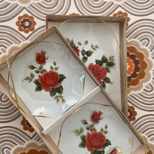 Boxed Vintage Made in ENGLAND Dishes
