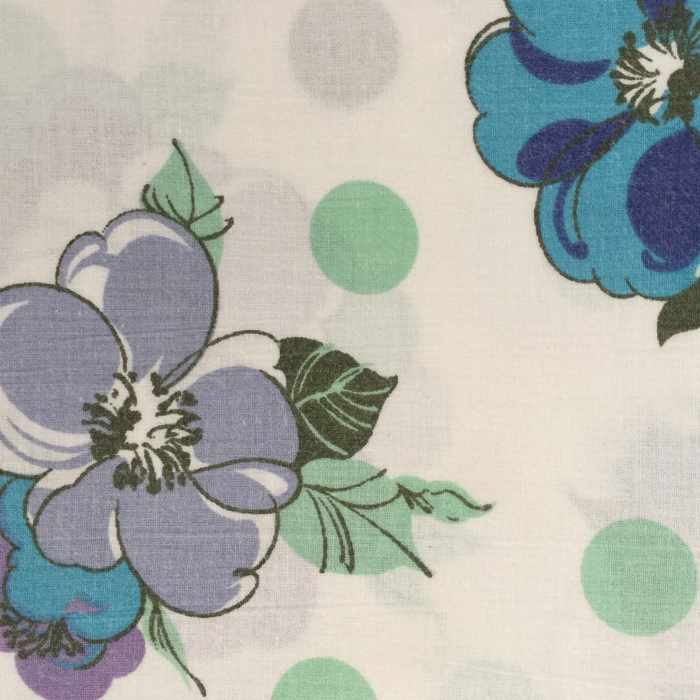 Pretty Floral Cotton Sheet Fabric Sewing Craft RETRO Fun