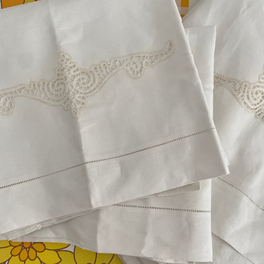Unused Exceptional Vintage PURE LINEN Sheet Set EMBROIDERED