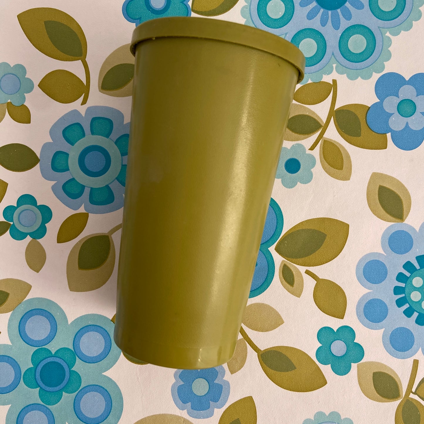 Green Tupperware Cup & Lid Camping Caravan 70's