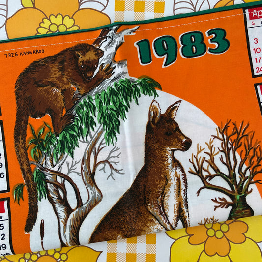 Collectible 1983 Souvenir FABULOUS Vintage Cotton Kangaroo Tea Towel
