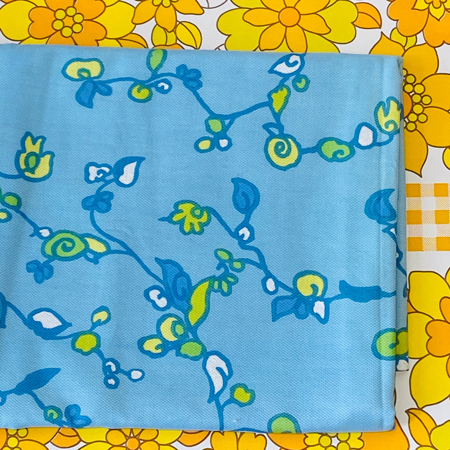 Cute Blue Floral Fabric ~ Fantastic Texture ~ Exclusive Sekers Fabric Vintage ~ BE CREATIVE!