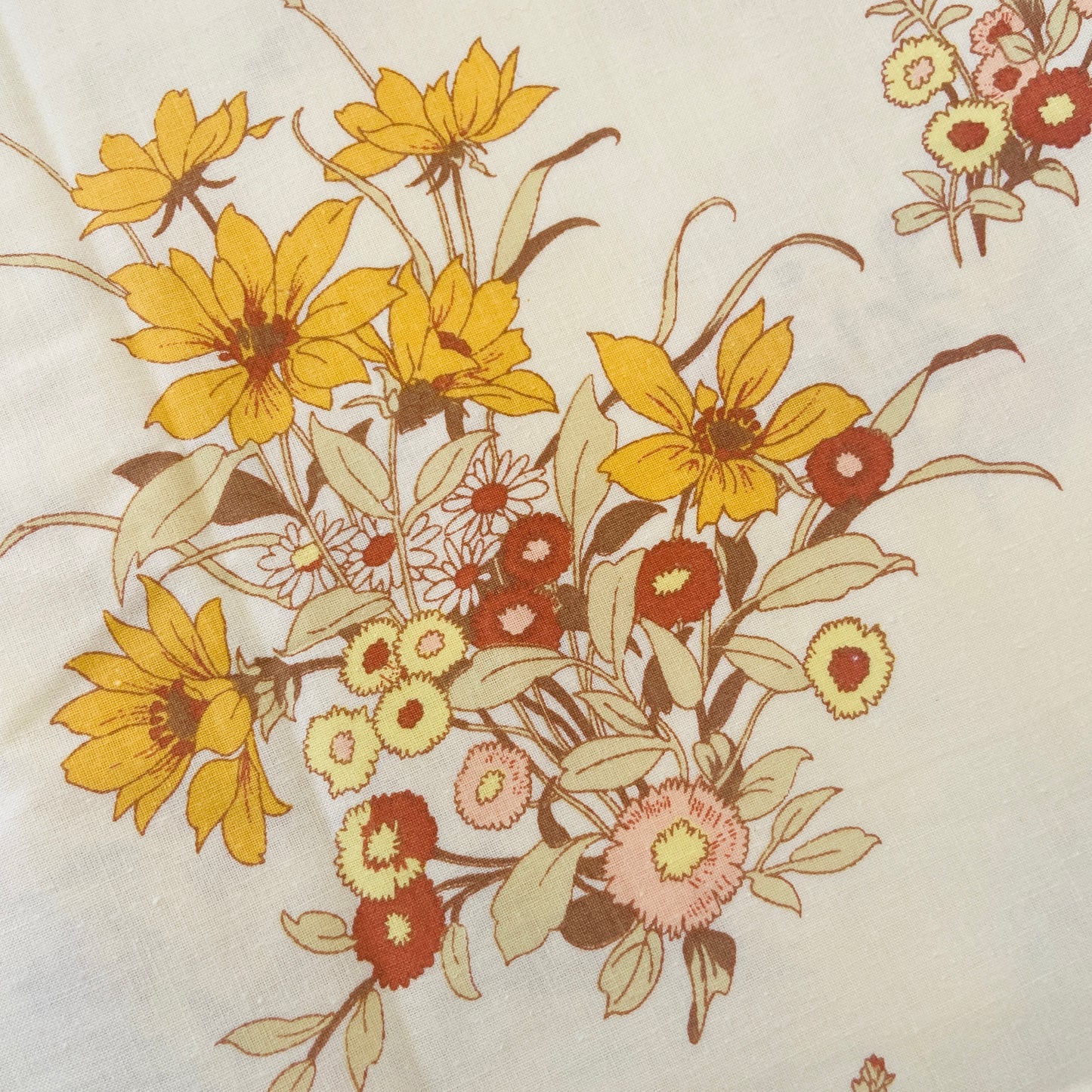 260cms Vintage Thick All Cotton Yellow FLORAL Sheet Fabric