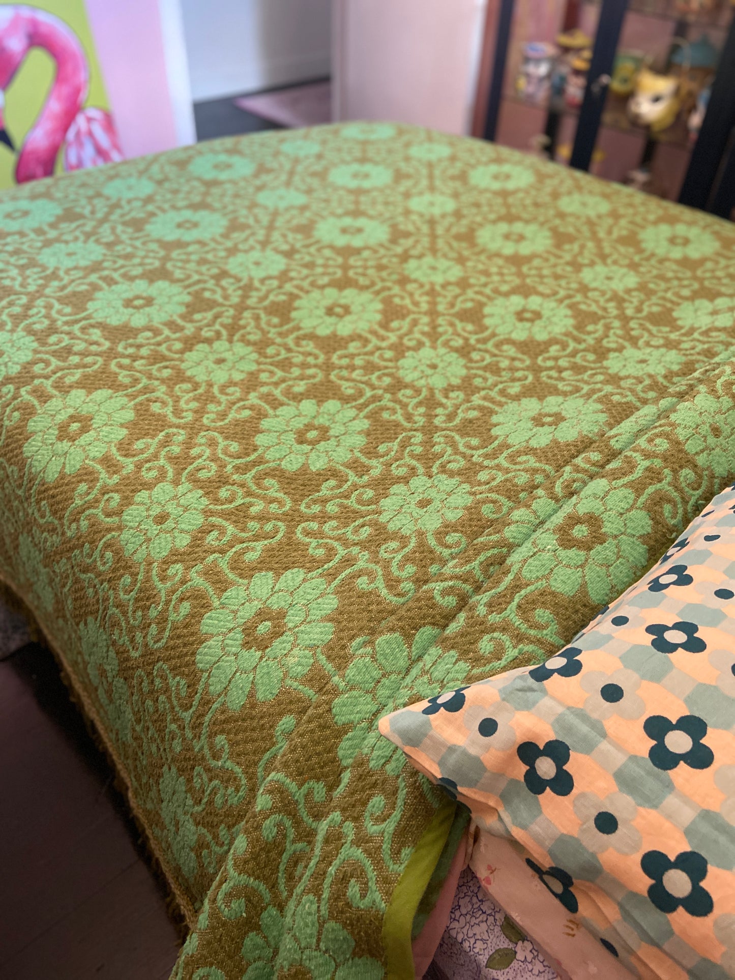 Large Retro Vintage Green BLANKET Bedspread Cotton Wool