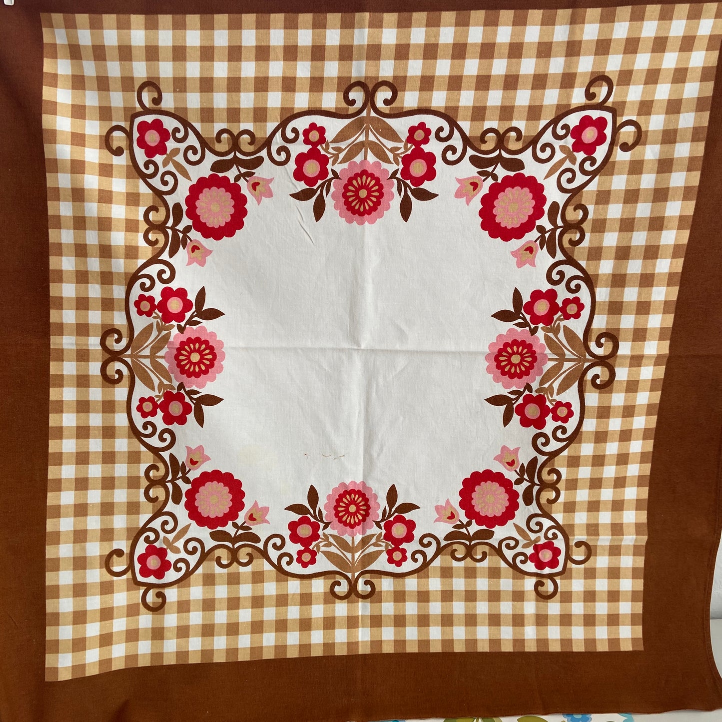 RETRO Table Cloth Floral Cotton Caravan Camping