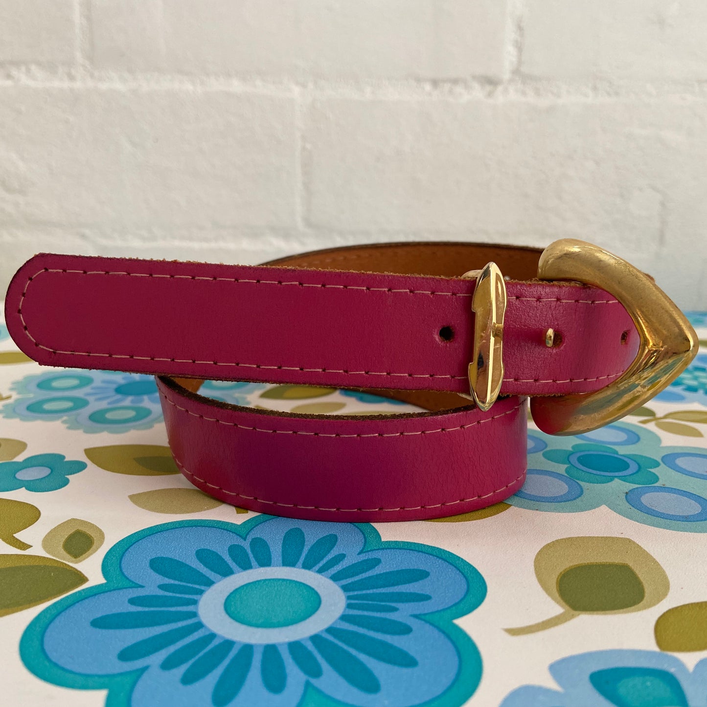 Bright Pink GENUINE Leather Belt Retro Vintage Chic