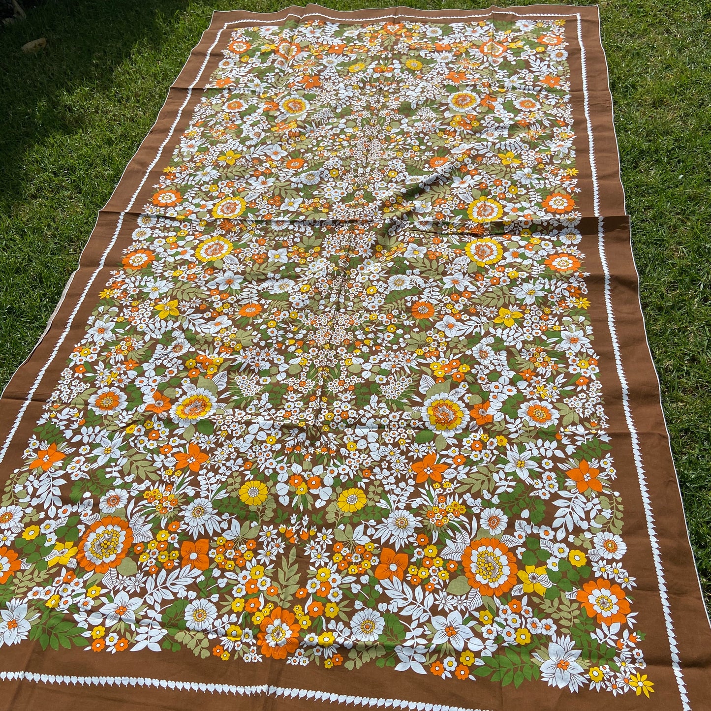 UNUSED Made in ITALY LARGE Table CLOTH Floral Retro ALL Cotton