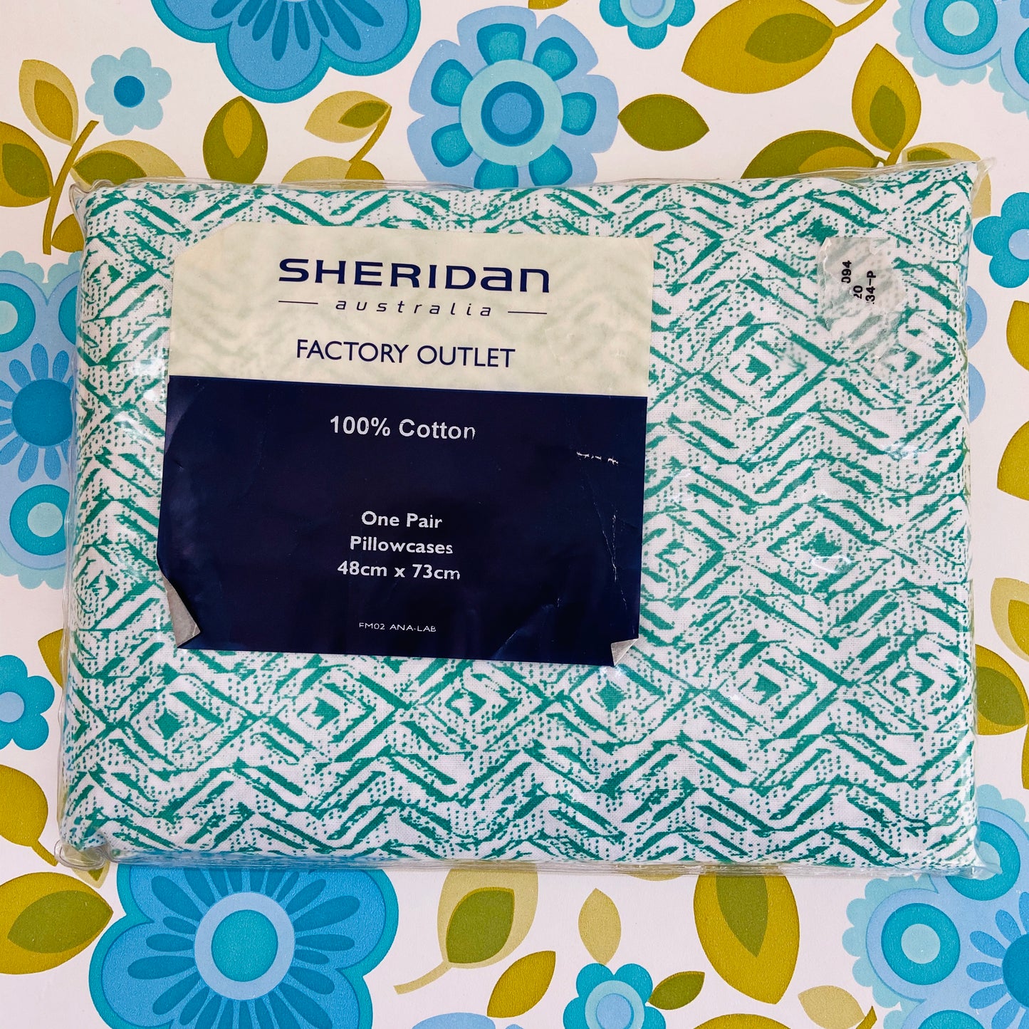 Sheridan Vintage Cotton Green UNUSED Old New Stock Pillow Cases