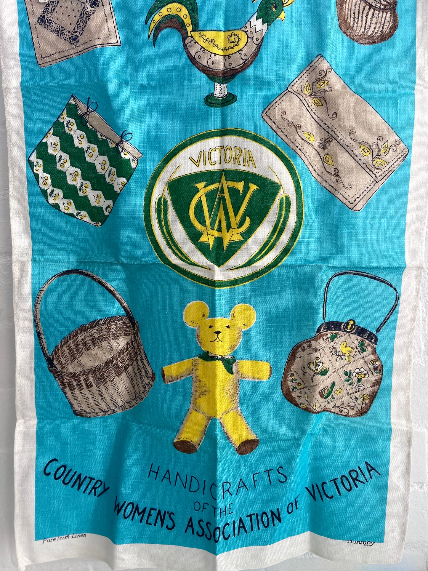 Irish LINEN Unused Victoria Tea Towel Handicrafts